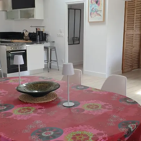Bergerie Saint-claude بيت للعطل بيسان